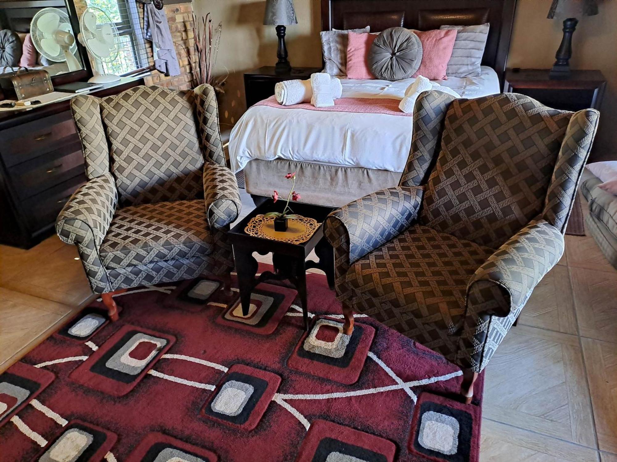 Belle Vue Guesthouse Hartbeespoort Esterno foto
