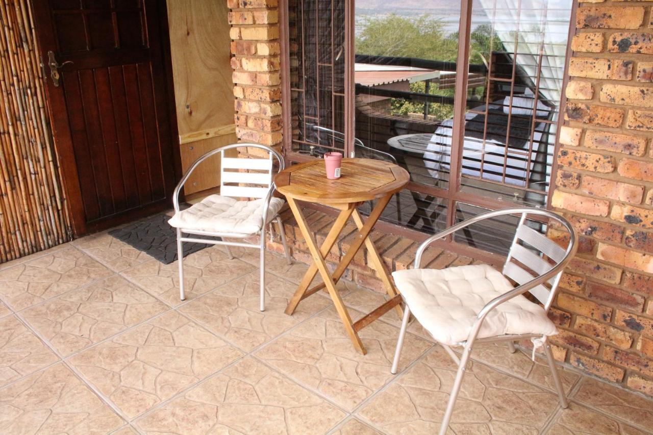 Belle Vue Guesthouse Hartbeespoort Esterno foto