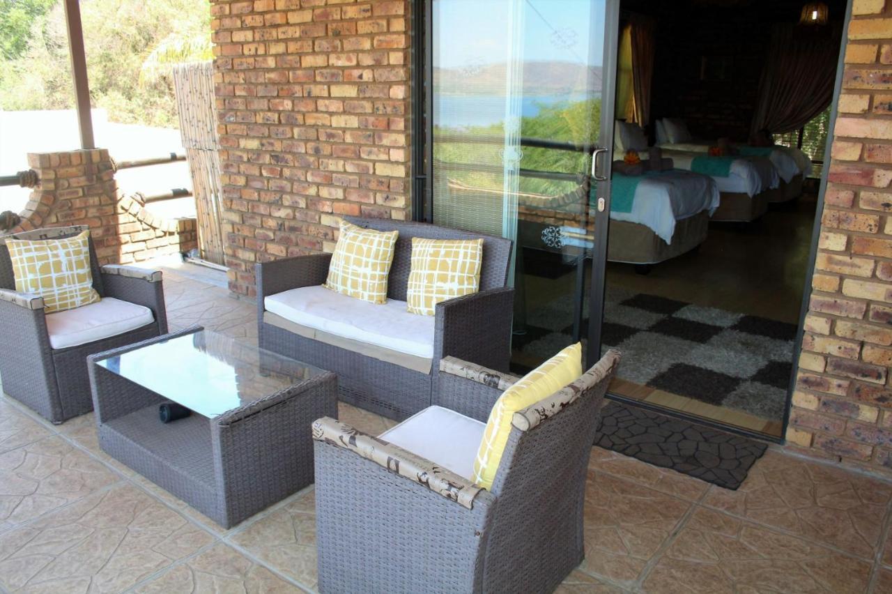 Belle Vue Guesthouse Hartbeespoort Esterno foto