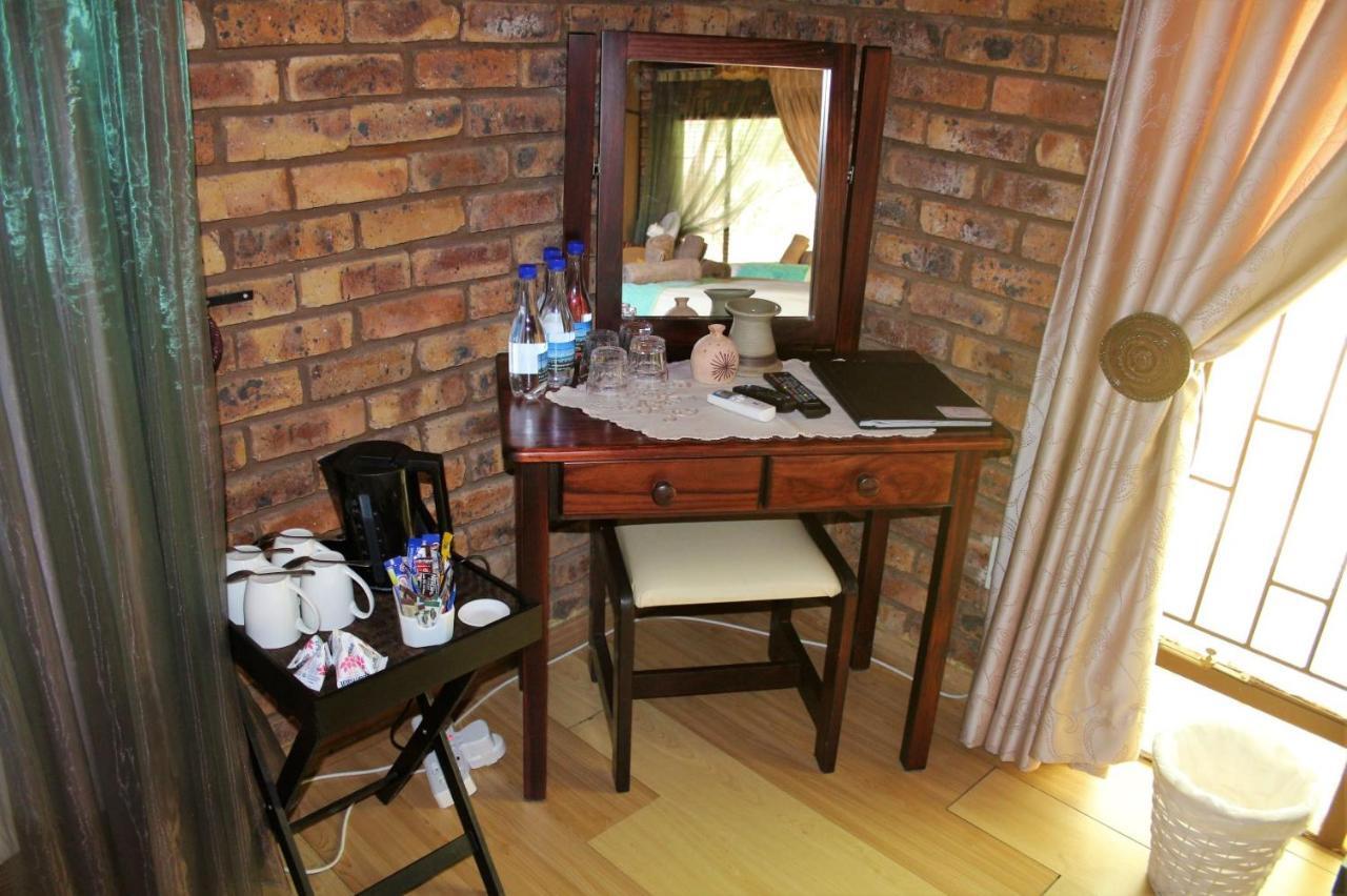 Belle Vue Guesthouse Hartbeespoort Esterno foto