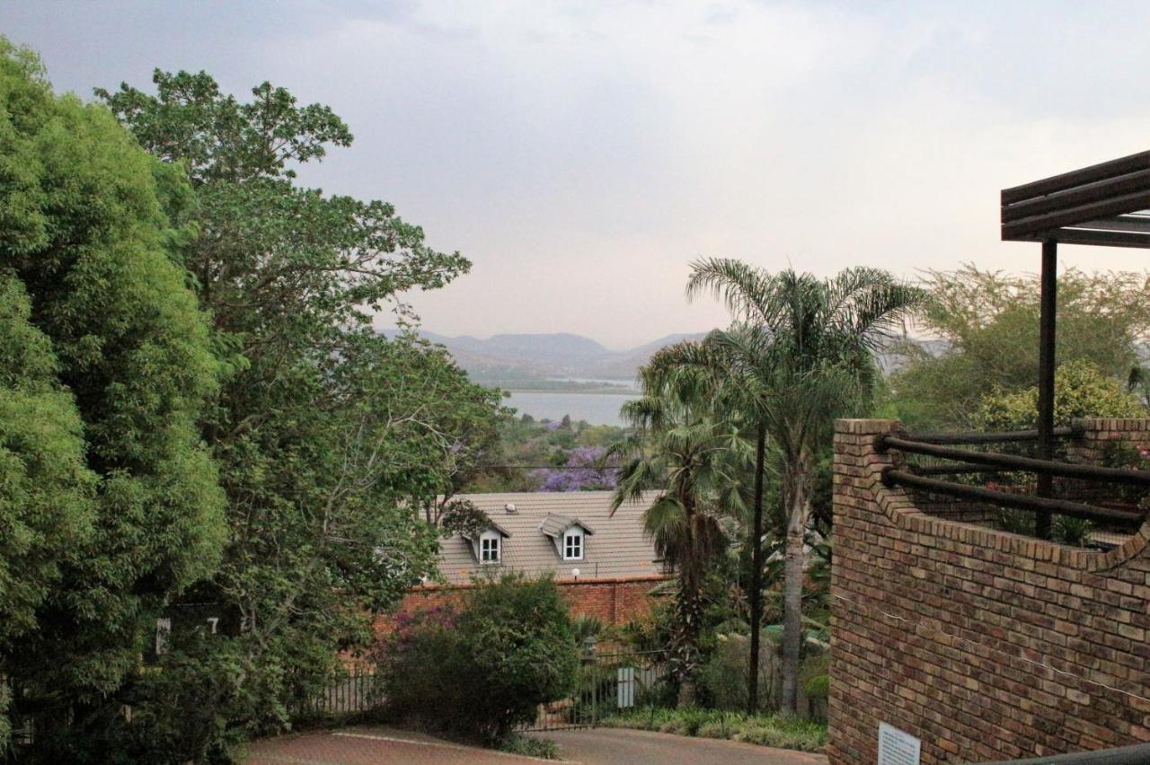 Belle Vue Guesthouse Hartbeespoort Esterno foto
